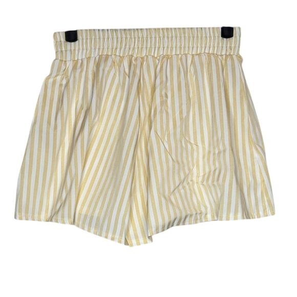 Striped Cream Blouse - Picture 6 of 8